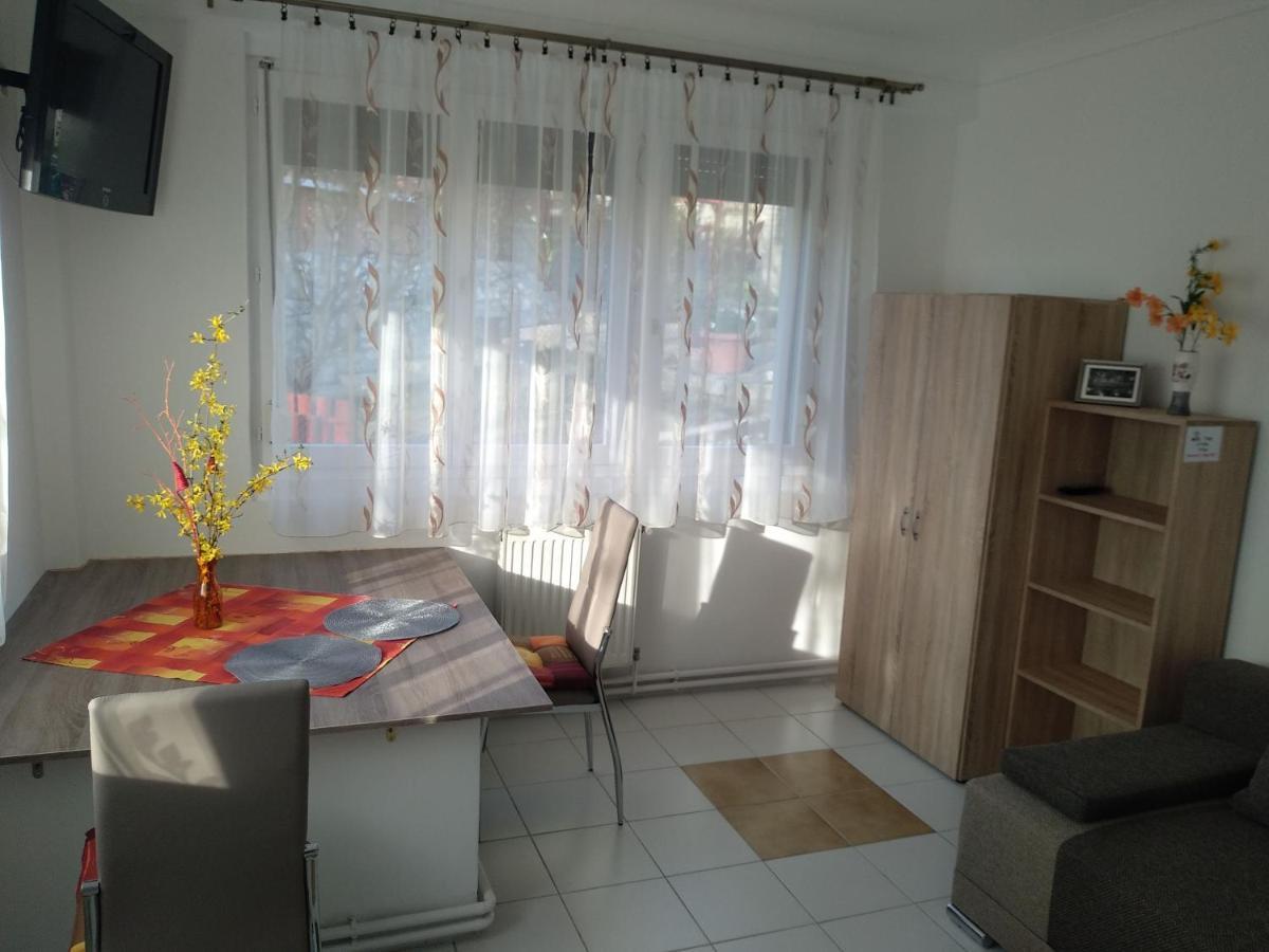 Fuege Vendeghaz Hotel Miskolc Eksteriør billede