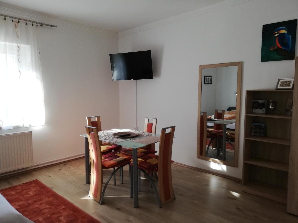 Fuege Vendeghaz Hotel Miskolc Eksteriør billede