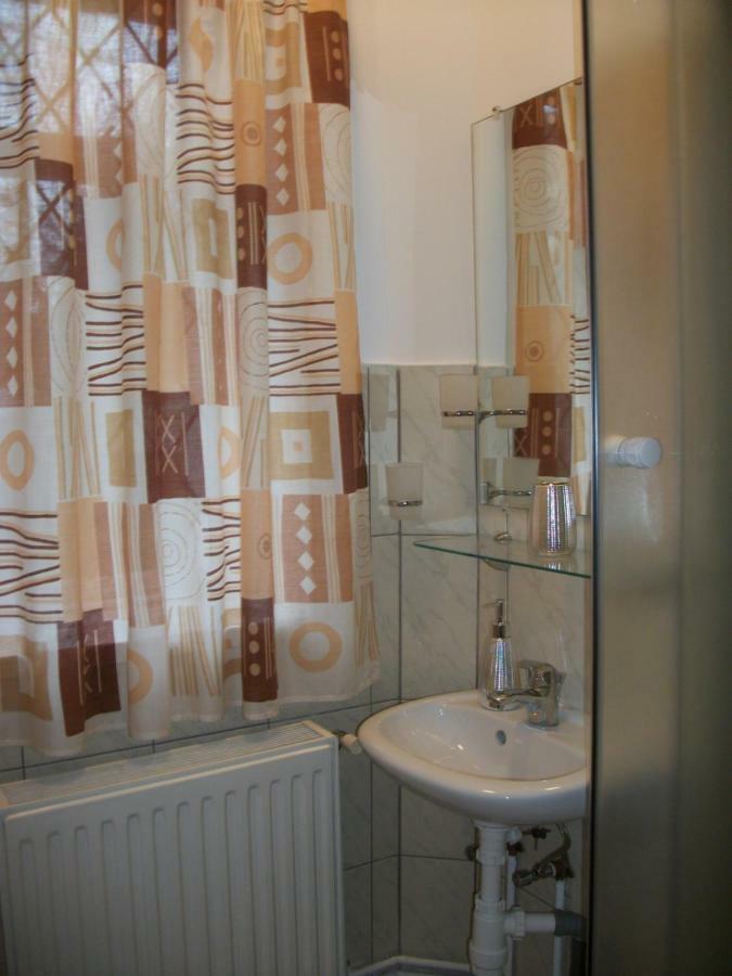 Fuege Vendeghaz Hotel Miskolc Eksteriør billede