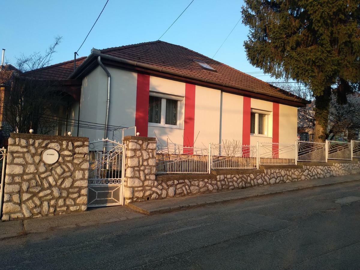 Fuege Vendeghaz Hotel Miskolc Eksteriør billede