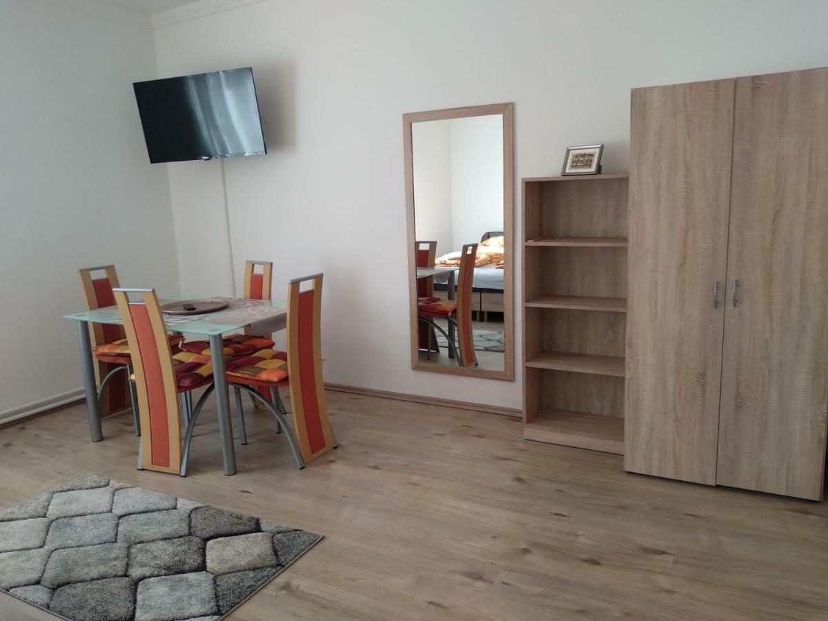 Fuege Vendeghaz Hotel Miskolc Eksteriør billede